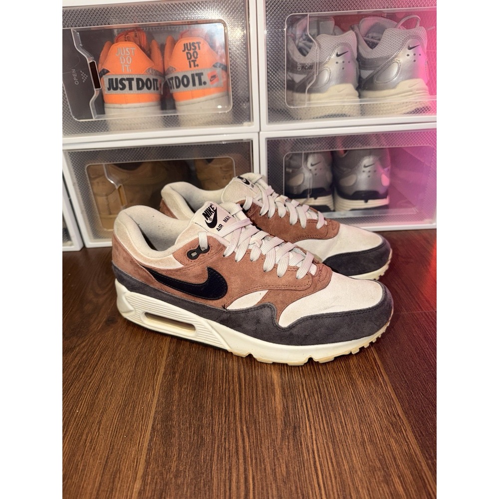 Size 9.5 - Nike Air Max 90/1 Red Sepia W AQ1273-200 Sneaker